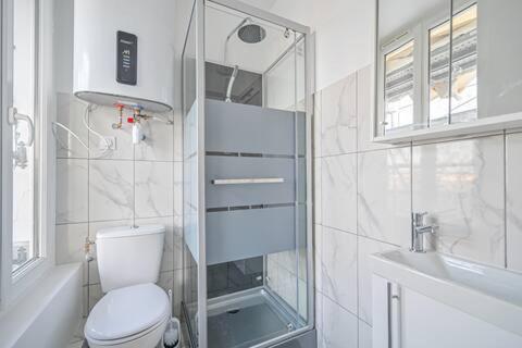 Appartement Cosy Neuf - Location saisonnière - Clichy