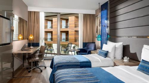 Premium Room room in Crowne Plaza Florya Istanbul By IHG