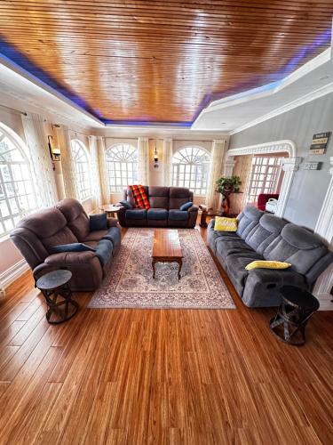 8 bedroom house nanyuki in 納紐基