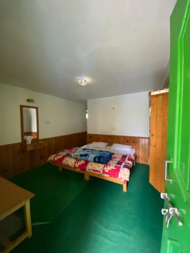 Rockway hostel – Manali, PA
