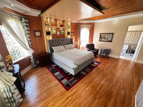 8 bedroom house nanyuki in 納紐基