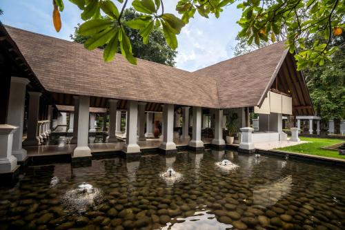 诺富特茂物高尔夫会议中心度假村 (Novotel Bogor Golf Resort and Convention Center) in 茂物