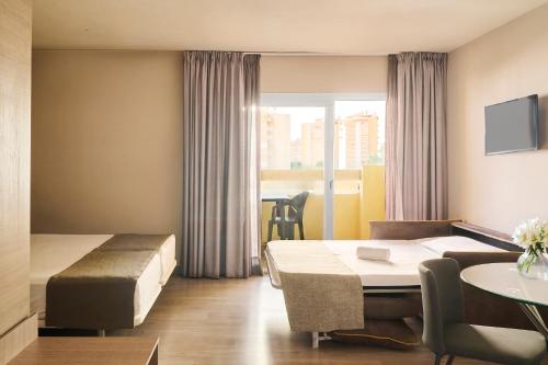 Marbella Inn - image 13