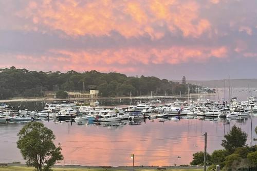 View, Chilling Bayside Waterfront in Cronulla