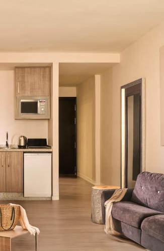 Marbella Inn - image 2