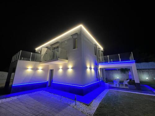 ทัศนียภาพภายนอกโรงแรม, Villa Luna Blu by Holiday World in ตราเบีย