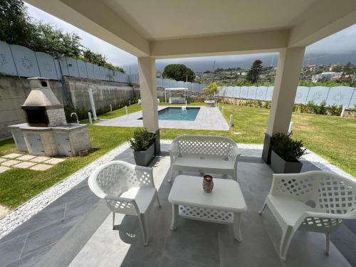 ทัศนียภาพ, Villa Luna Blu by Holiday World in ตราเบีย