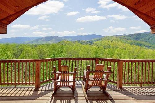 Bear Den Holiday home