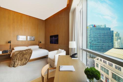 City View Loft with One King Bed image 10