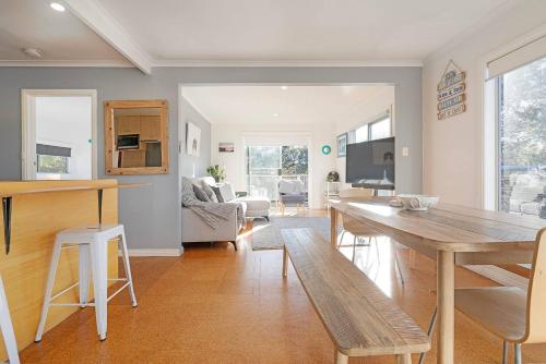 Iekārtas, Seascape Cottage - Headland Stay near Whale Watching in Dodges Ferry