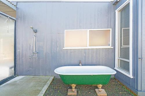 Iekārtas, Seascape Cottage - Headland Stay near Whale Watching in Dodges Ferry