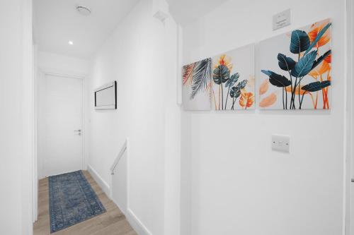 Modern 3 Bedroom 2.5-Bathroom Home in Edgware - image 14