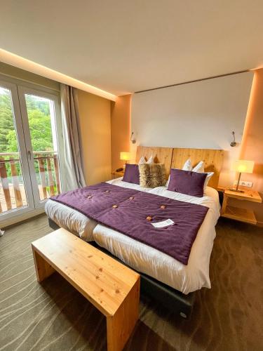 Hotel Les Vallees Labellemontagne in เลอ เบลส