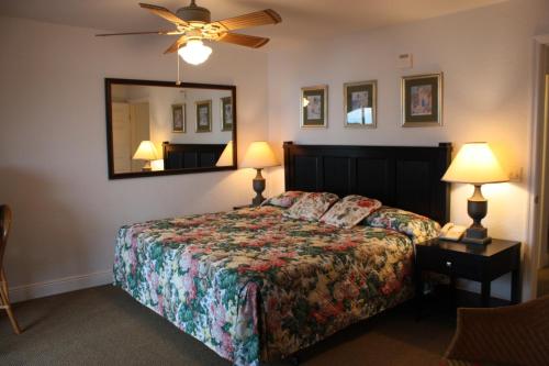 Lake Roy Beach Inn - Winter Haven in Winter Haven, USA