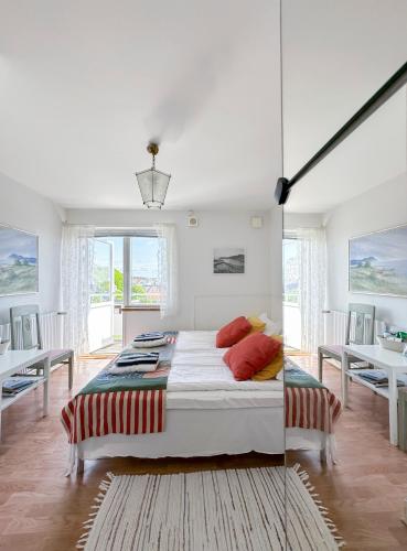 1 queen bed