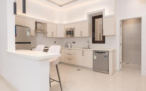 Three BR Spacious Luxurious Flat in AlQirawan in อัลมาลกา