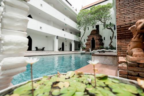 Swimming pool, Lanna Oriental Mae Rim in Mae Rim