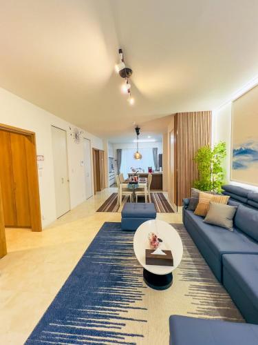 Wa Nagoya Station Business District Downtown 3-story Luxury House with Courtyard Garden 3 Bathrooms  in Nagoya