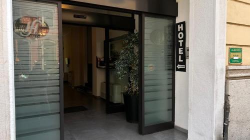 Albergo Salerno, Milán (fotografie 4)