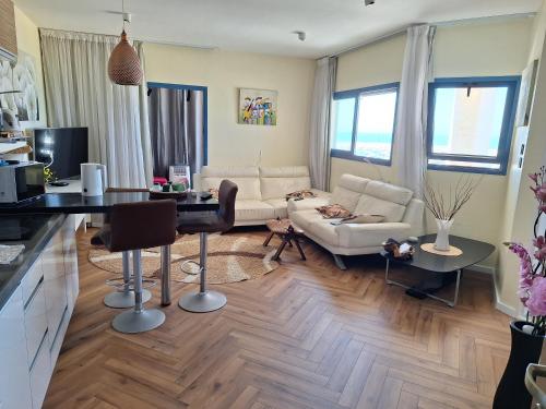 מתקני המלון, Riviera towers in אשקלון