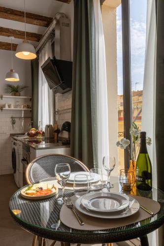 Lodging Apartments Almirall Beach 42, Барселона (фото 5)