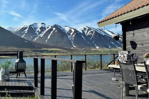 Cozy Family cabin by the lake in 歐拉夫峽灣