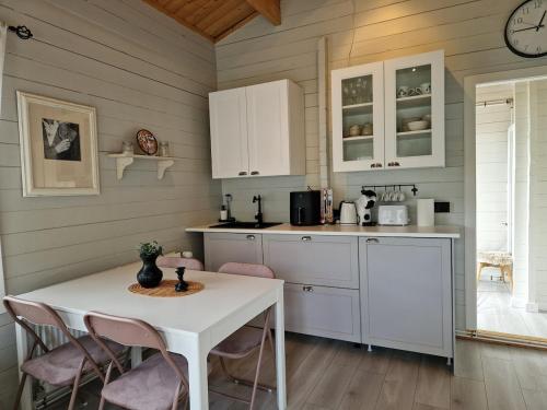 Cozy Family cabin by the lake in 歐拉夫峽灣