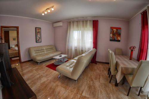 Apartments Sablic - image 5