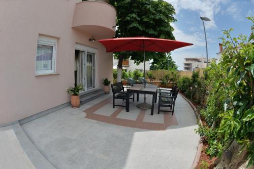 Apartments Sablic - image 8