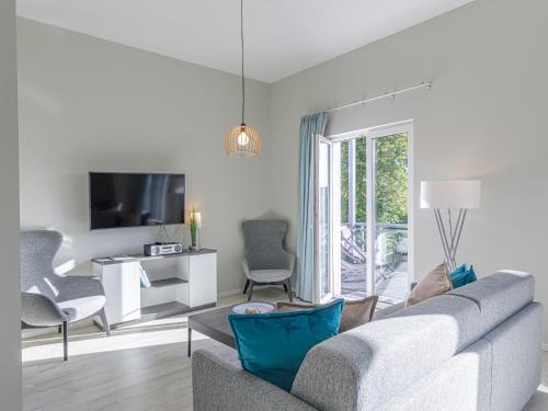 Seeräuber - Stilvolle 4-Zimmer-Wohnung mit Ostbalkon & Platz für 8 Gäste in Wustrow, Deutschland
