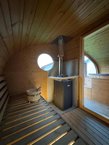 Sauna, Pensiunea Georgiana in Răucești
