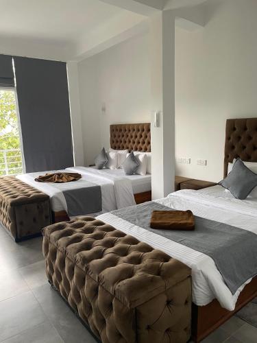 Deluxe Family Suite image 8