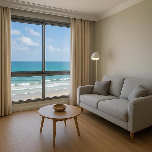 Haifa Almog Tower- "Blue Reef" Suite On The Sea in Carmel Beach Front