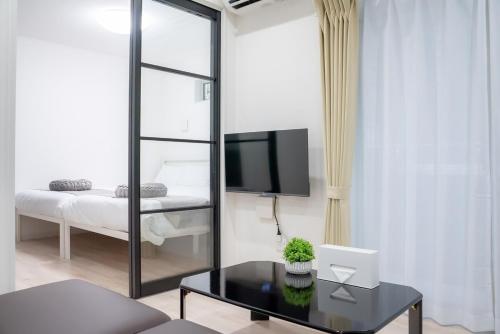 GLITTER201 Max 6ppl 5 minutes to USJ by train