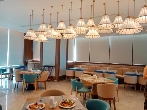 The Raclay Mandala Hotel Suites Mui Ne - 레스토랑