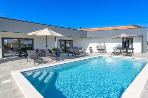Villa Pia by Istrialux – khách sạn tại Krmed