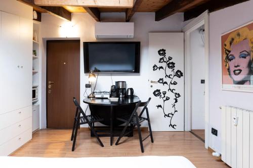 Charming attic in the center of Milan!, Milan