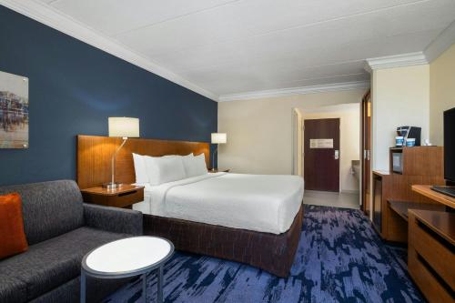 Fairfield by Marriott Inn & Suites Herndon Reston, Херндон (фото 10)