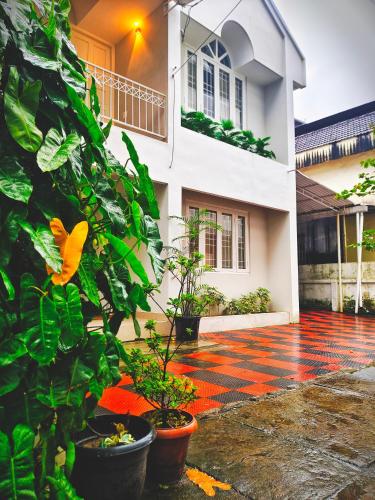 Cochin Inn Villa - Thrissur Cochin Inn Villa - Thrissur