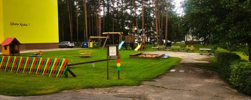 Spēļu laukums, Kodune puhkus 2-toalises korteris in Tiduvere