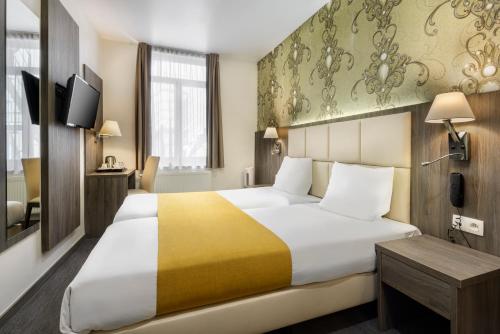 Dansaert Hotel - image 11