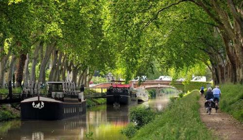 Duplex climatise avec terrasse in Agde City Center