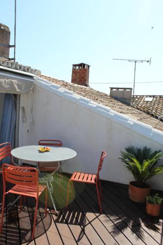 Duplex climatise avec terrasse in Agde City Center