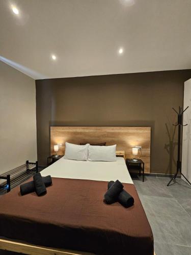 Mingles Suites 2