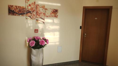 Sunny Flower Family Hotel – Sunny Beach, WY