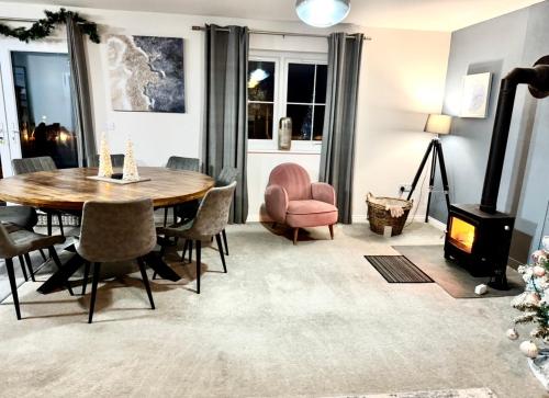 Riverside View - Large, modern 4 bedroom house with hot tub, Wooler (fotografie 5)