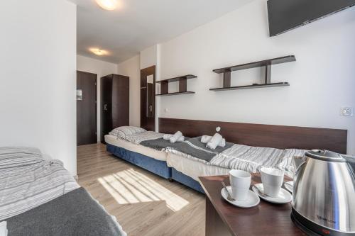 Quadruple Room with Balcony image 4