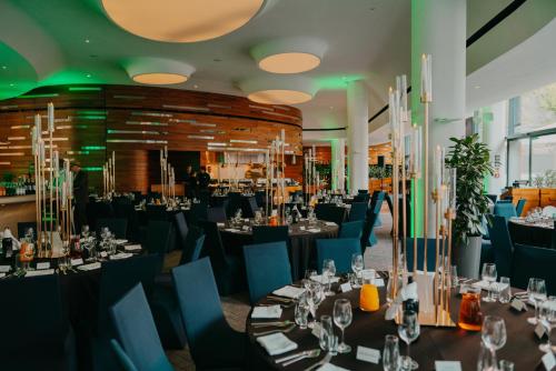 Restaurant, DoubleTree by Hilton Wroclaw in Wroclaw City Center