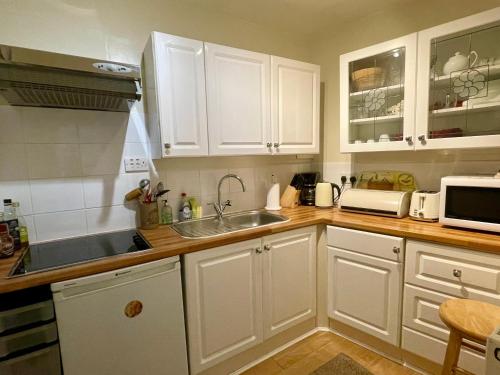TwoStones Self Catering Cottage - image 11