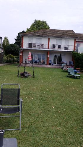 Vízparti apartmanok